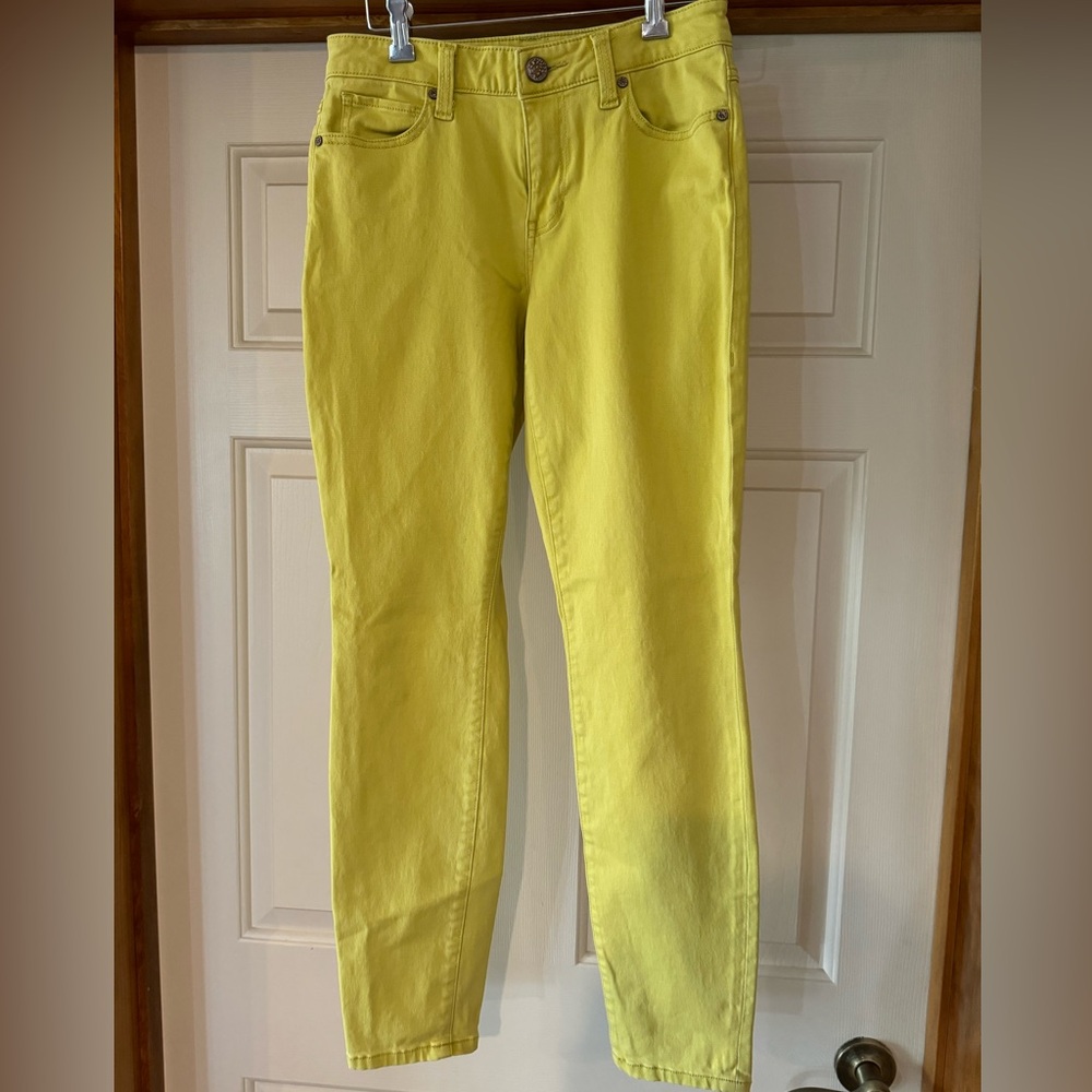 CAbi CURVY FIT Citron Skinny Jean #5092 Size 6